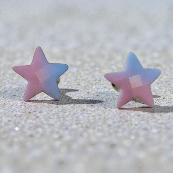 Other - 🔴5/$25 🔴Star-Shaped Pink and Blue Earrings